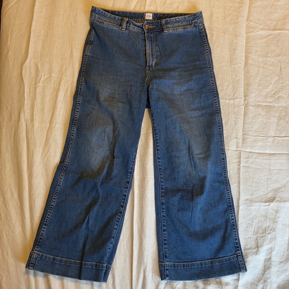 Gap High Rise Wide Leg 3/4 Crop Jean
